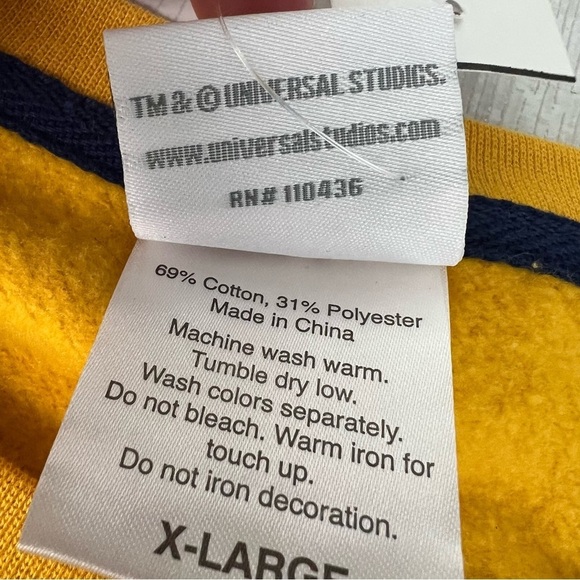 Universal Studios 1912 Ladies Sweatshirt - Picture 3 of 8